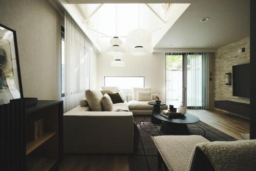 Shibuya Villa | New open 都心の一軒家貸切 232平米 新宿駅4分 渋谷10分 無料駐車場3台 最寄駅2分