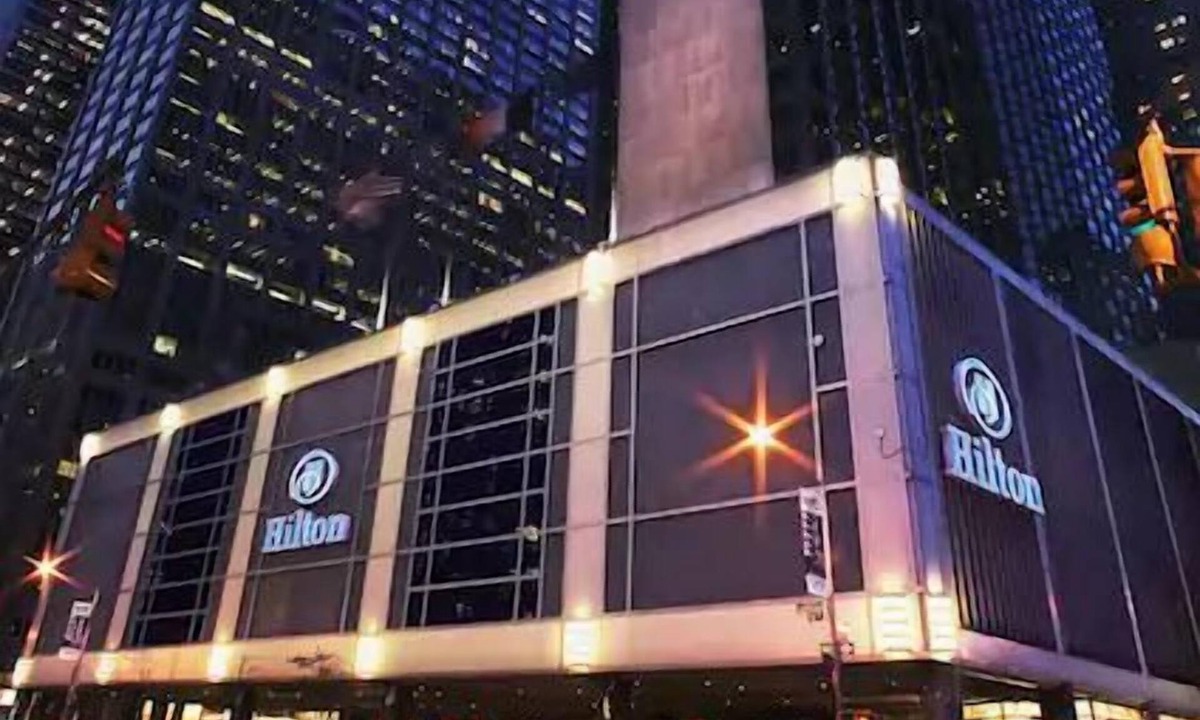 Central Park South Resort | New York | NYC Luxury Retreat | Spa & Fitness | 1BR Premier