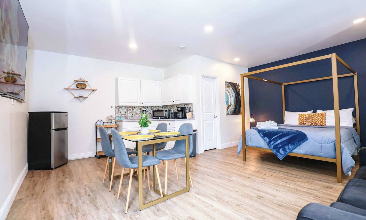 Orlando Apartment | NEW5 APT NrUCF PETSOK PRIVATE patioENTRY LAUNDRY