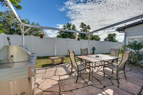 New Port Richey Apartment | Newly Remodeled Home 1 Mi to Dtwn New Port Richey
