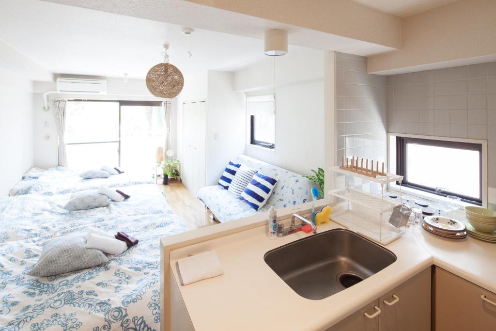 Honmachi Apartment | Nishi Shinjuku Apartment