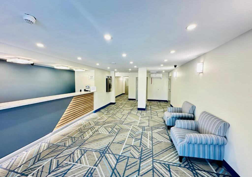 Chelmsford Hotel | Northland Motel