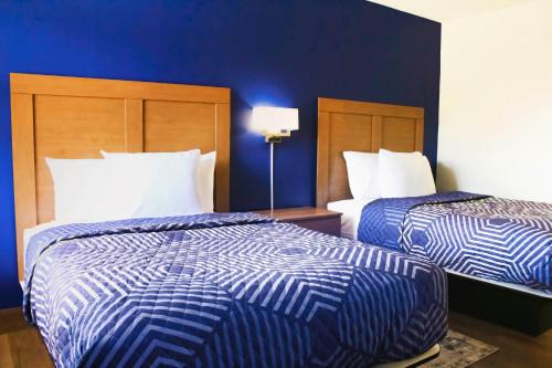 Park Forest Village Hotel | Northland Motel near University - State College, PA