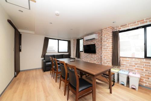 Shinjuku Villa | NY House 2新宿三階建て3室2シャワー2トイレ