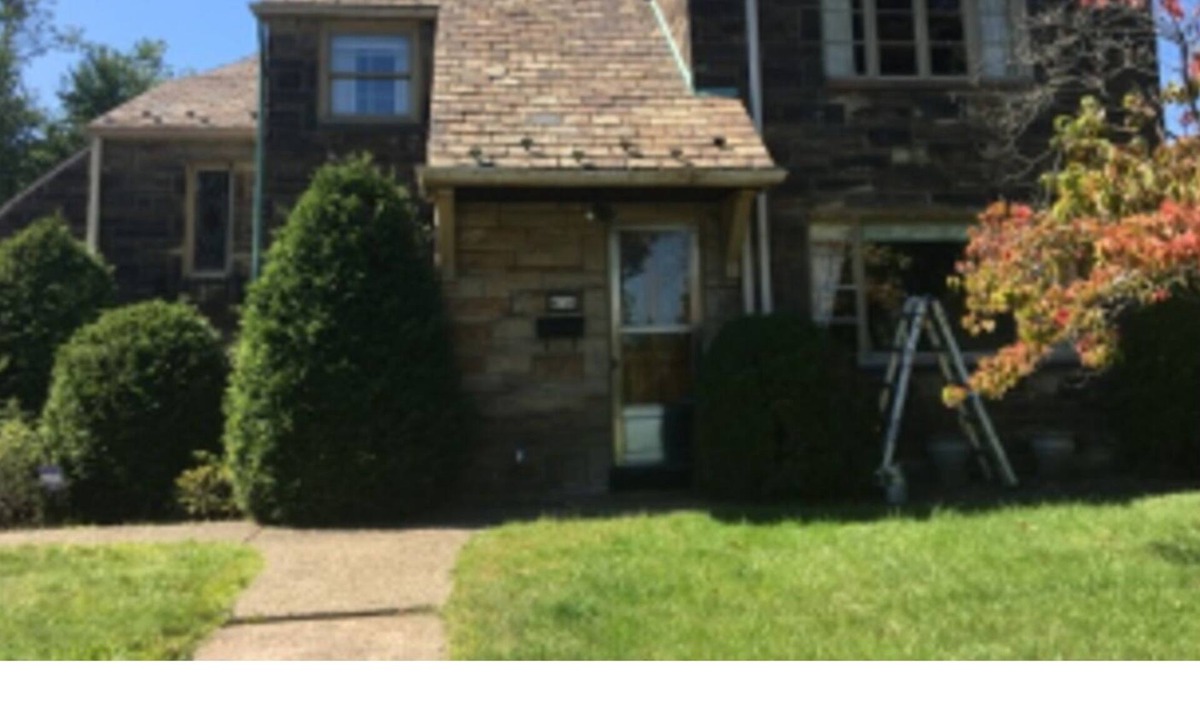 Forest Hills House | Oakmont CC 24min,9.5mi 2 bedroom, off-st parking