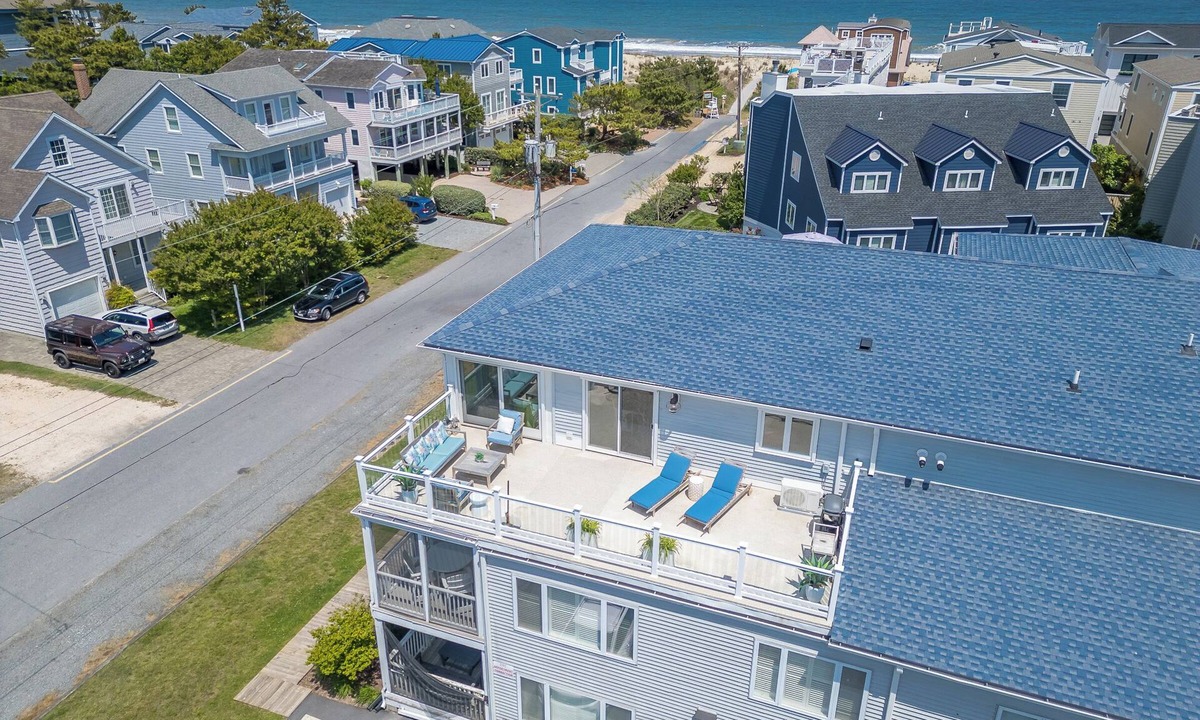 Rehoboth by the Sea Condo | Ocean Block! Downtown Dewey Beach Penthouse with Ocean Views