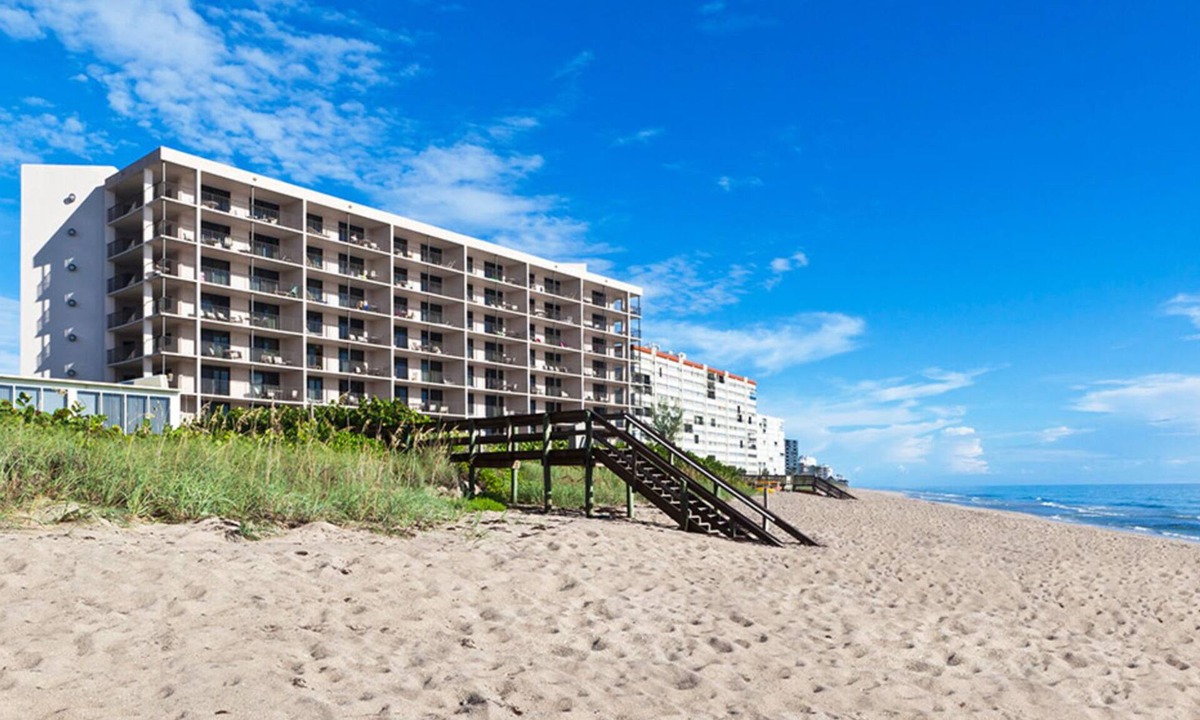 Hutchinson Island South Condo | Ocean Front - Marriott's Vistana Beach Club