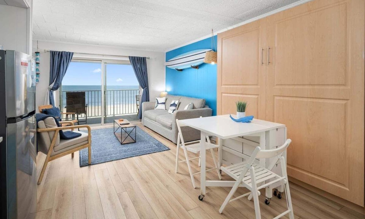 North Ocean City Condo | OceanFront-Fireplace-sleeps4-Balcony-King