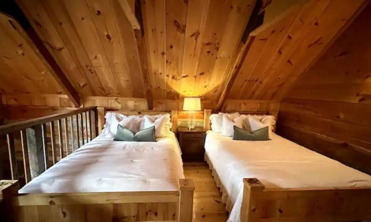West Point Cabin | Old Waverly Thinking Cabin