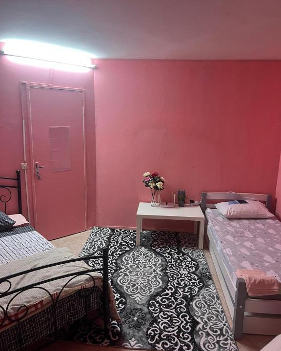 Sevran House | ONE PRIVATE ROOM (Chambre PRIVE)