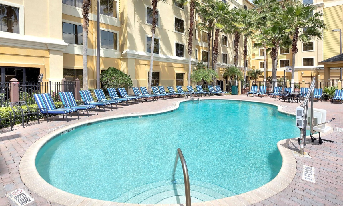 Florida Central Atlantic Coast Condo | Orlando Suite | Shared pool & fitness center