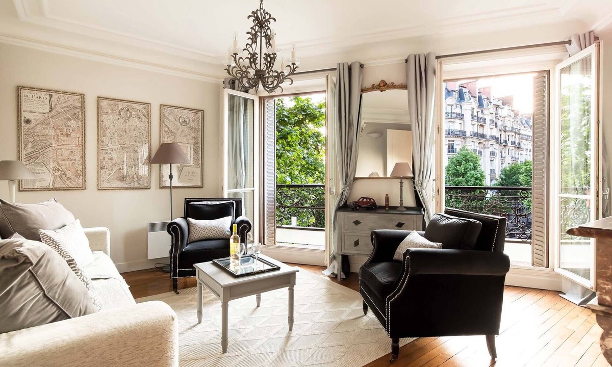 Quartier du Gros-Caillou Apartment | Outrageously Romantic with Unobstructed Eiffel Views