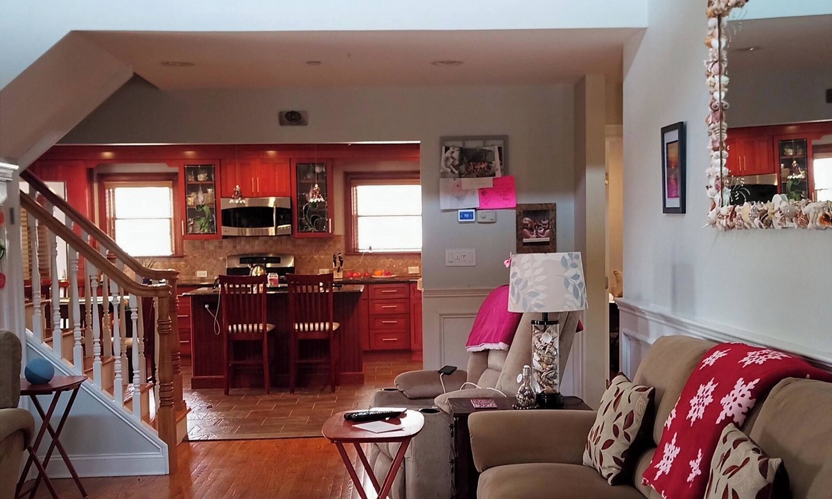 Point Lookout House | Paradise Found: Steps to Private, Residents Beach; Pkwy Access Convenient to All