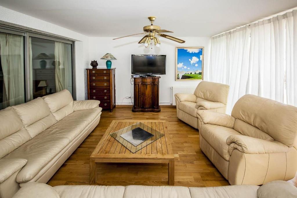 Suresnes Apartment | Paris Belvedere With Panoramic View On Paris And Eiffel Tower