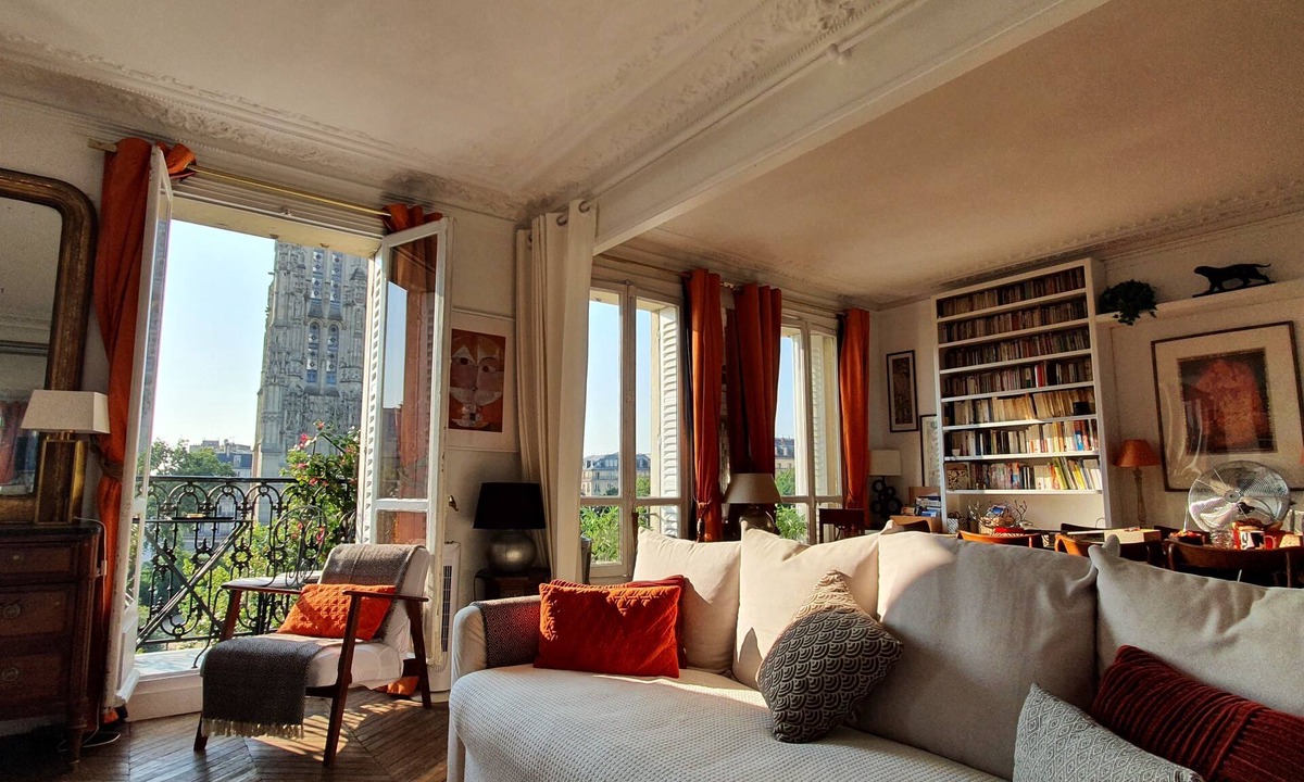 Paris City Center Apartment | Paris Chatelet, Modular Hausmannian Large Apartment Big modular Flat