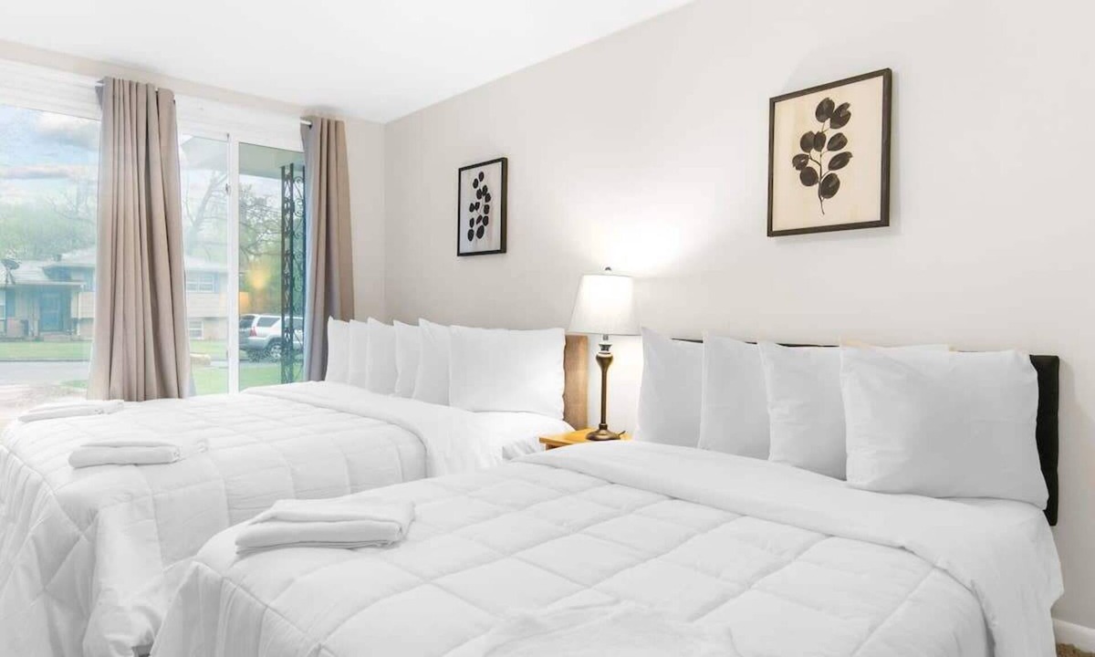 New Castle House | Park Drive Picturesque