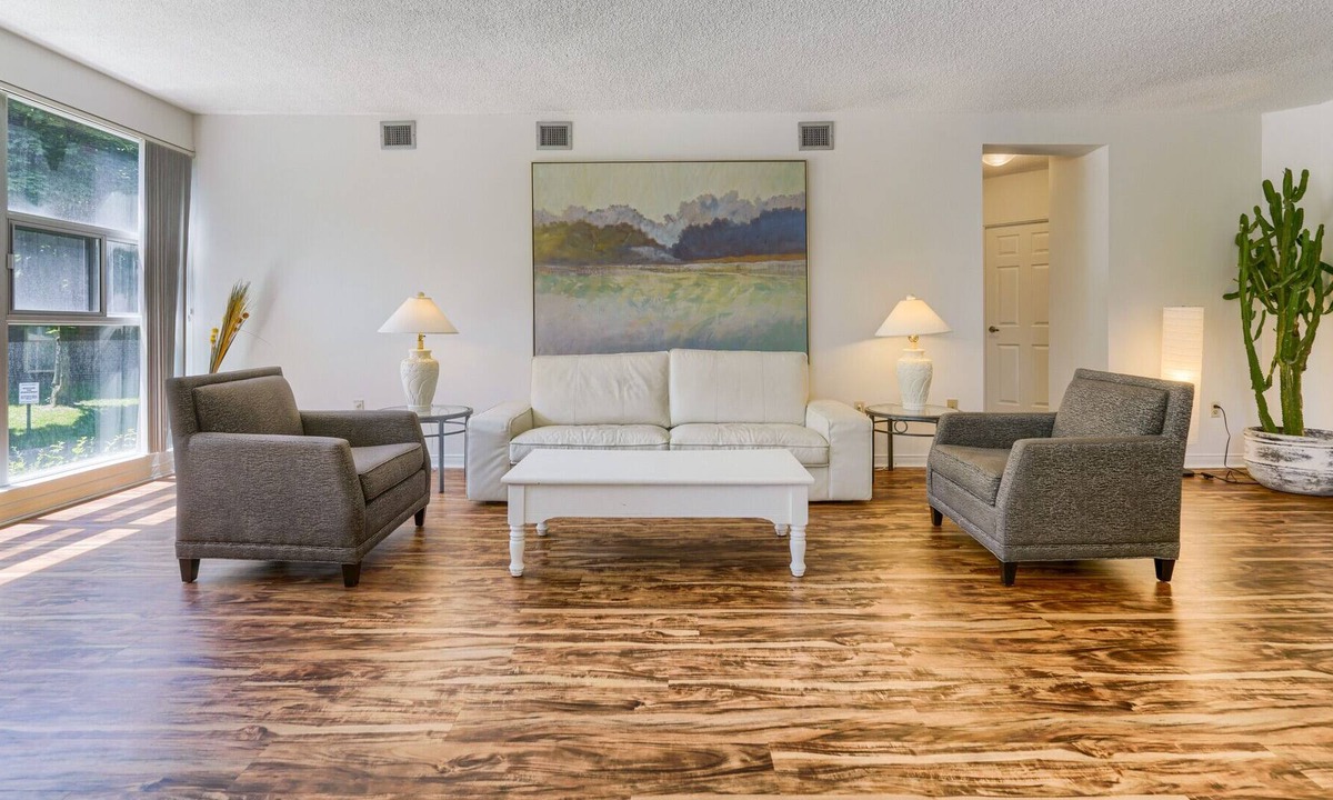 High Park North Condo | Parkside 2 Bedroom Condo