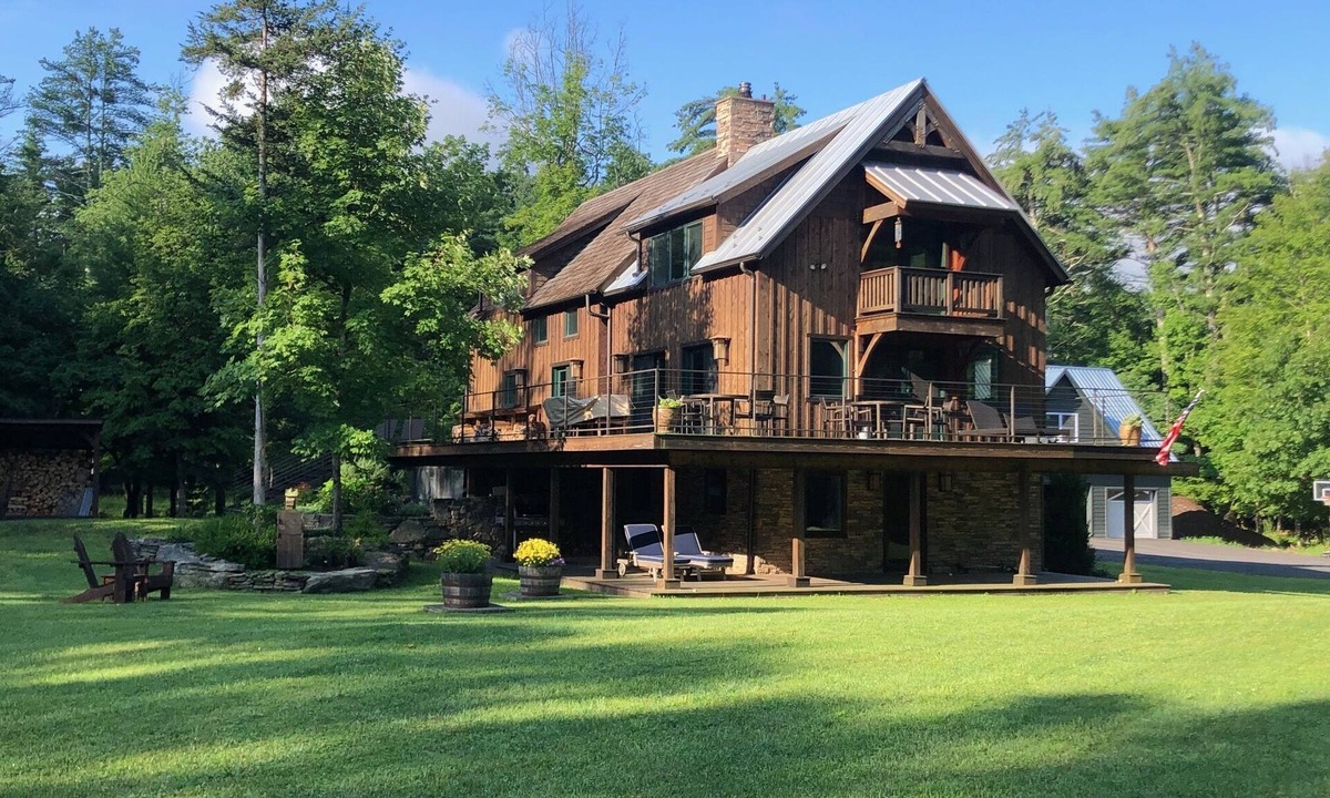 Woodstock House | Peaceful, stunning property 3 min to Woodstock-truly a "Blissful Getaway"