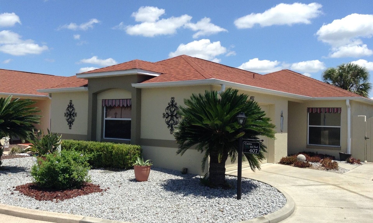San Pedro Villas House | Peacefully & Conveniently Located w/BBQ Grill & FREE WiFI! ALL Pets Welcome!