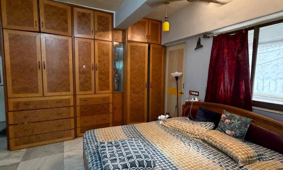 Chembur East Apartment | Perfect 2-bedroom apartment with AC in amazing Mumbai