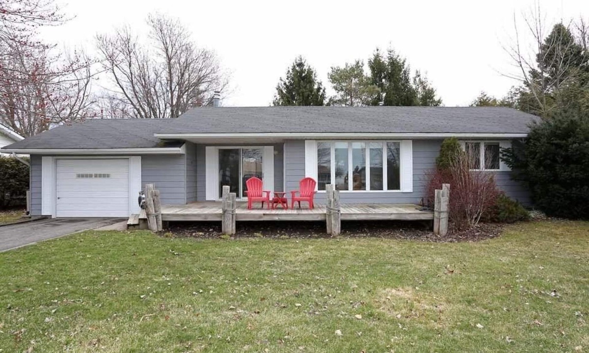 Zurich House | Perfect Family Vacation Cottage!