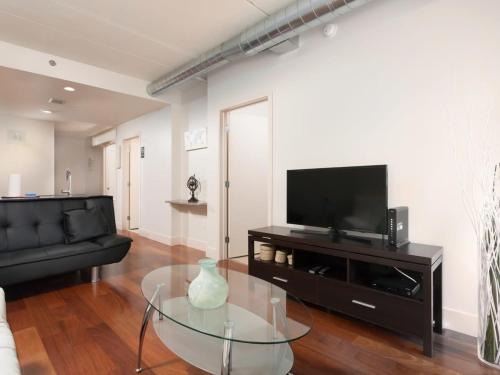 Center City West Apartment | Philly 2Br Fully Furnished Apartment apts