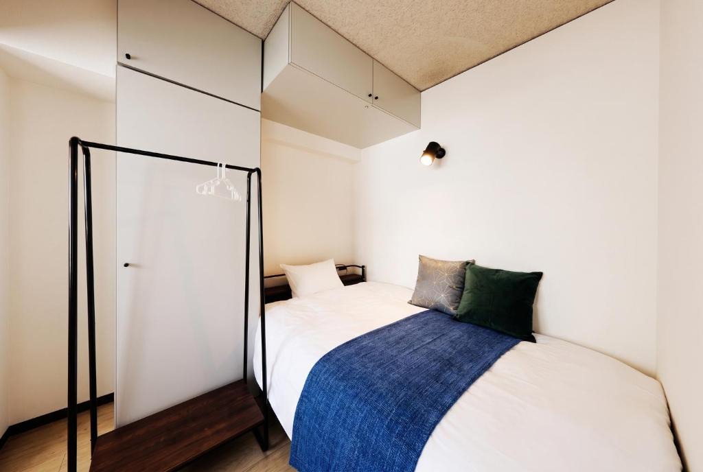 Gohongi Apartment | Piazza-U Yutenji by Tranova