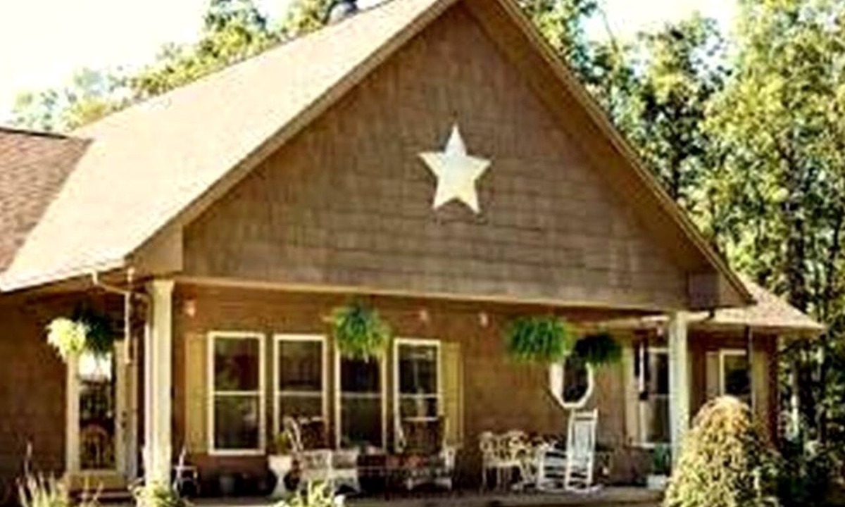 Warriors Mark House | Picturesque Vacation Rental Close to Penn State University, Pennsylvania