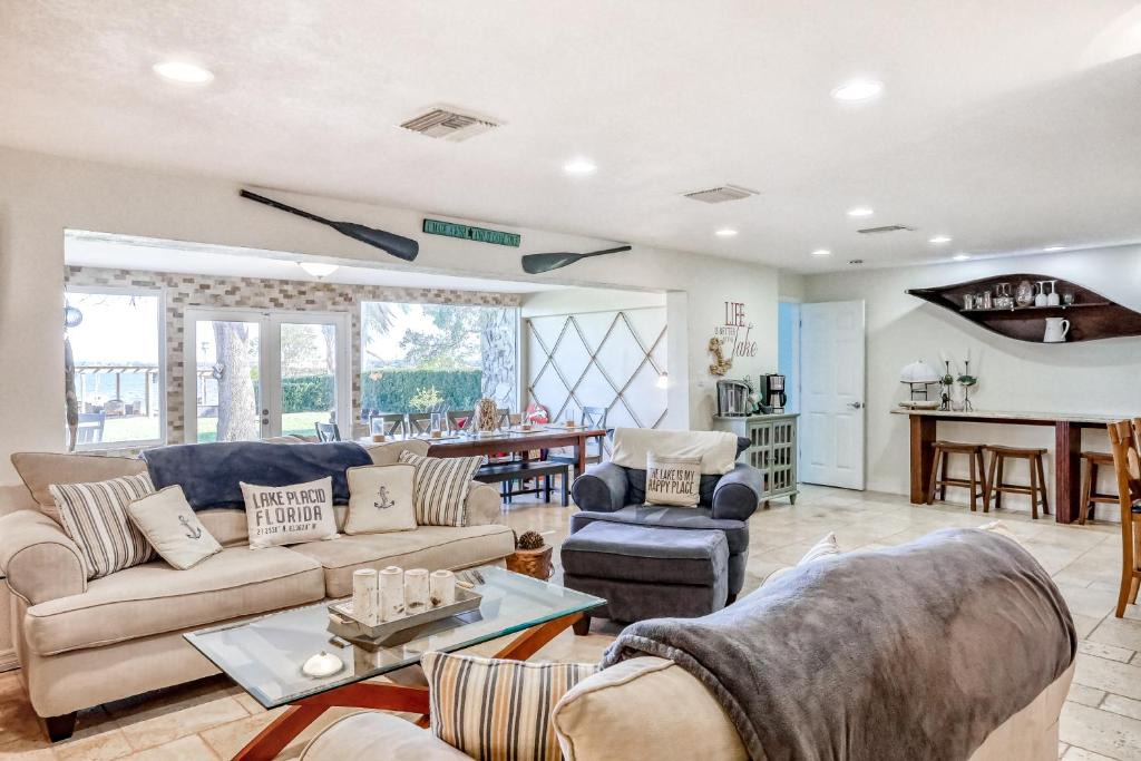 Lake Placid House | Placid Dreams