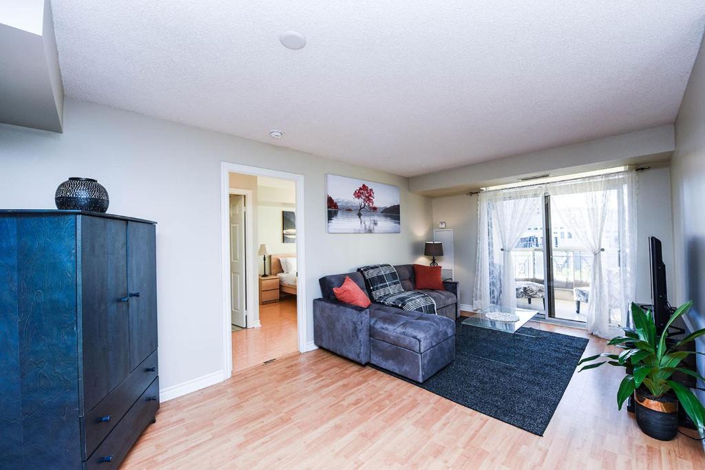 Downtown Mississauga Apartment | PlanURstay - Family Condo