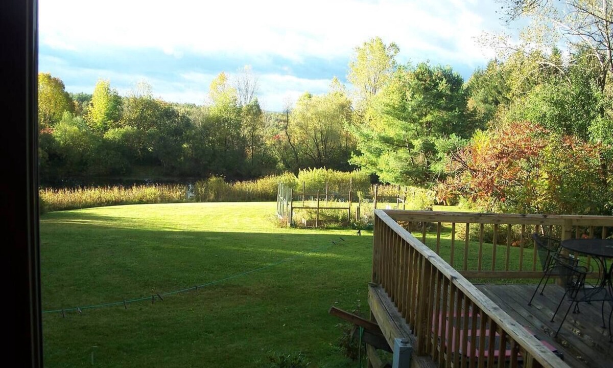 Prattsburgh House | Private retreat with pond near Keuka Lake. Winery, Breweries and Pet-Friendly!