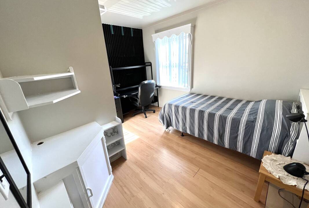 West Hill Resort | Private room ∙ 1 guest