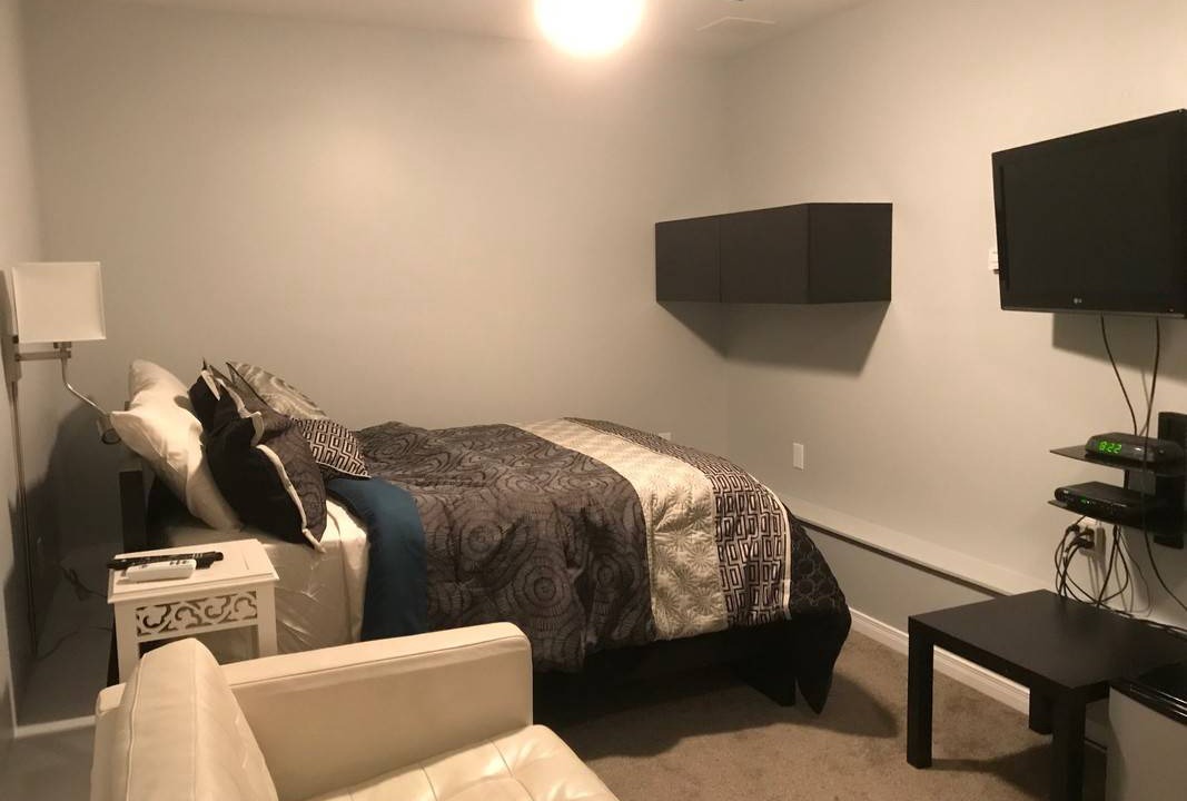 Guelph Resort | Private room ∙ 1 guest