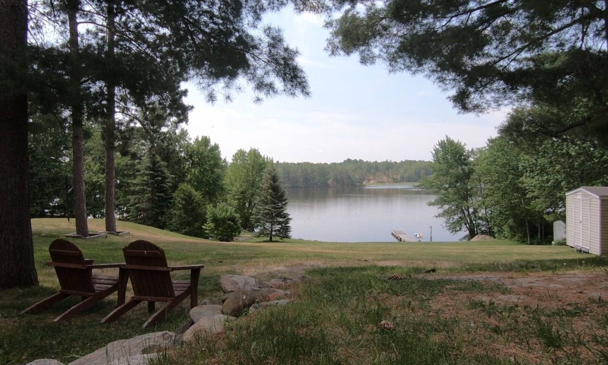 Lavigne House | Private Waterfront 4 Season Cottage - Must See!