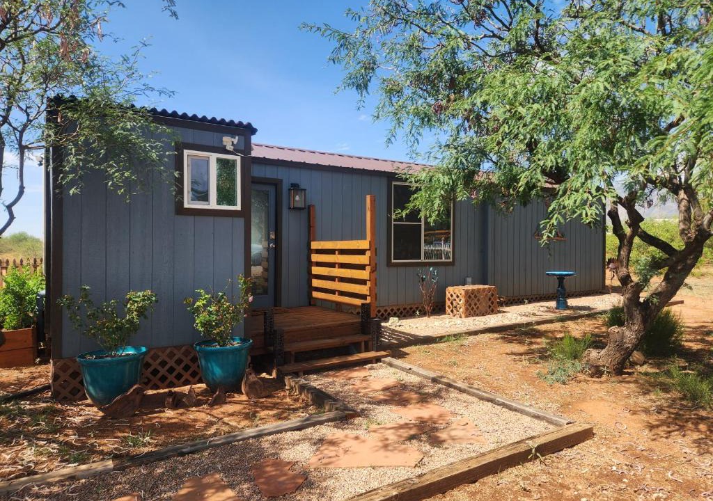 Sierra Vista Southeast Apartment | Quail Covey Cottage