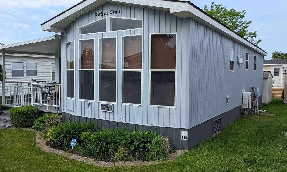 Sherkston Cottage | Quaint 3BR, family/pet friendly retreat perfect for your summer get a way
