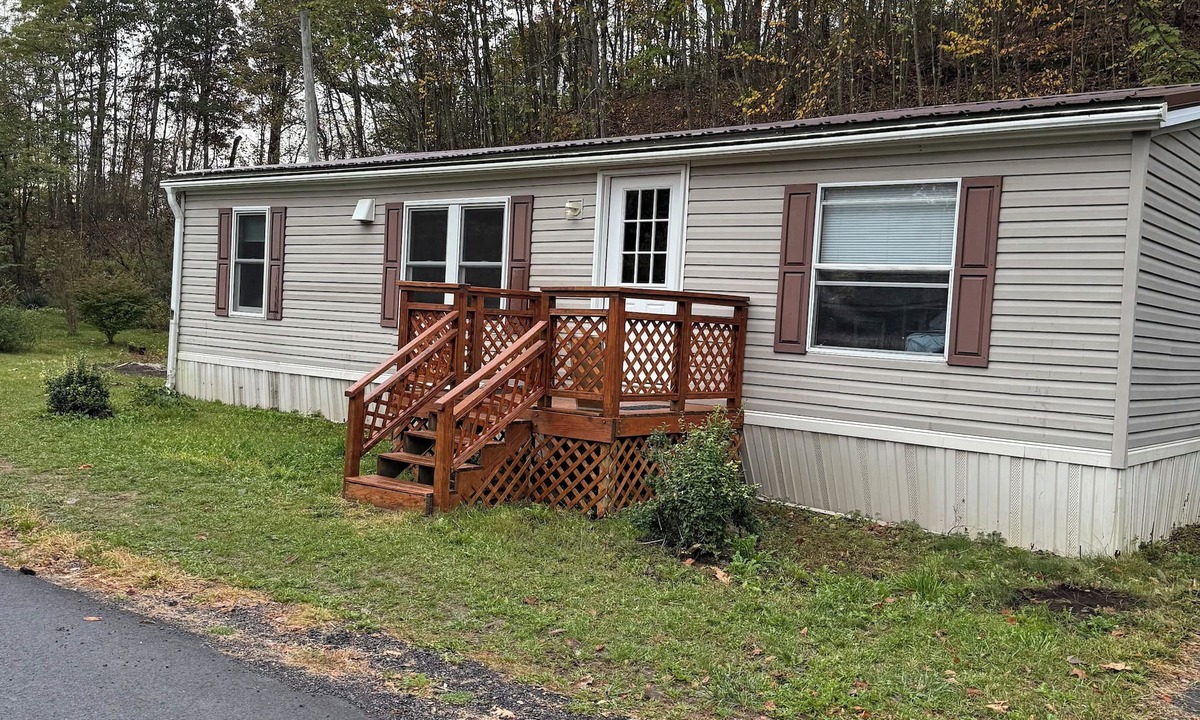 Grampian House | Quaint, newly renovated 3-bedroom house in Grampian.
