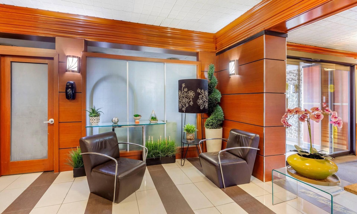 Mississauga Hotel | Quality Inn Toronto Airport