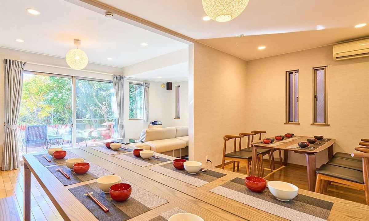 Kita Apartment | Quality lodging in the heart of Tokyo. A 4-minute walk from Tabata Station on the JR Yamanote Line. Maximum of 19 people.