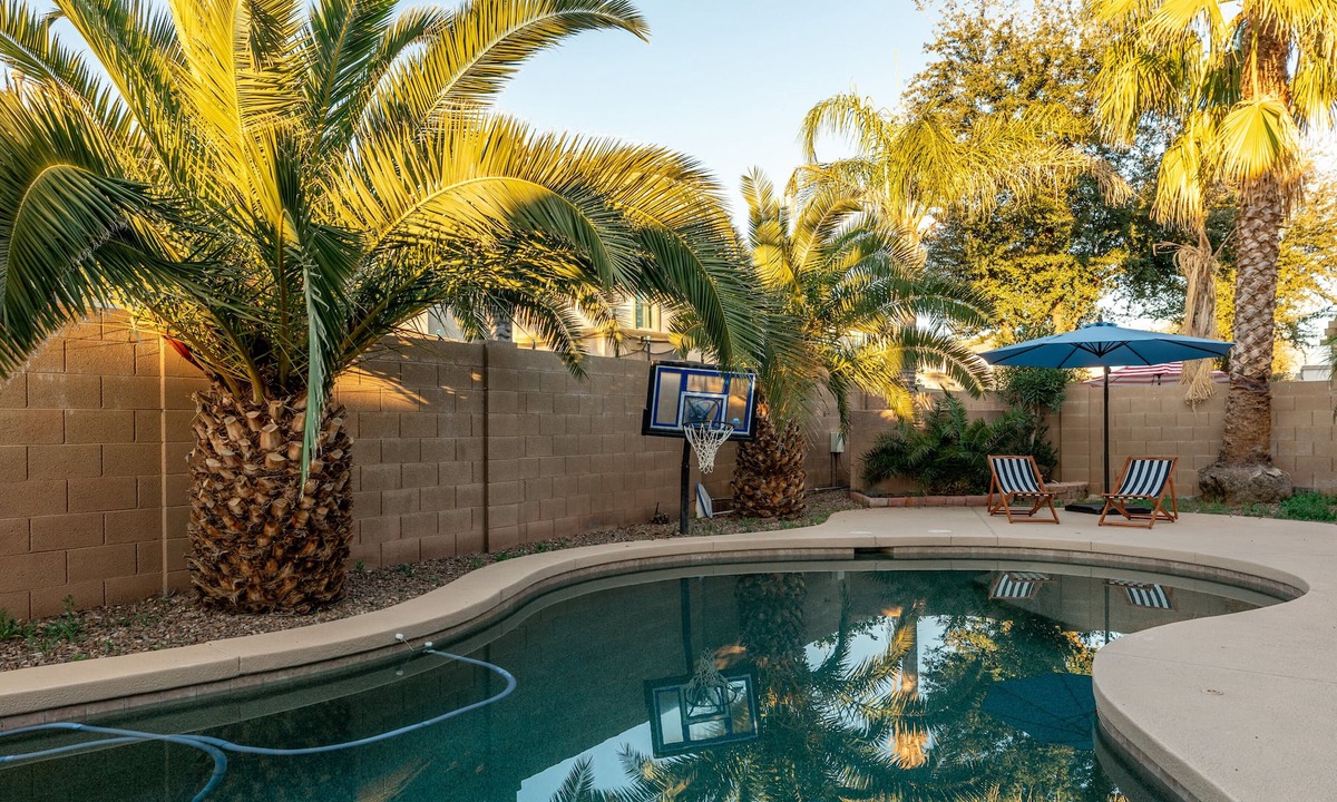 Queen Creek House | Queen creek home away from home