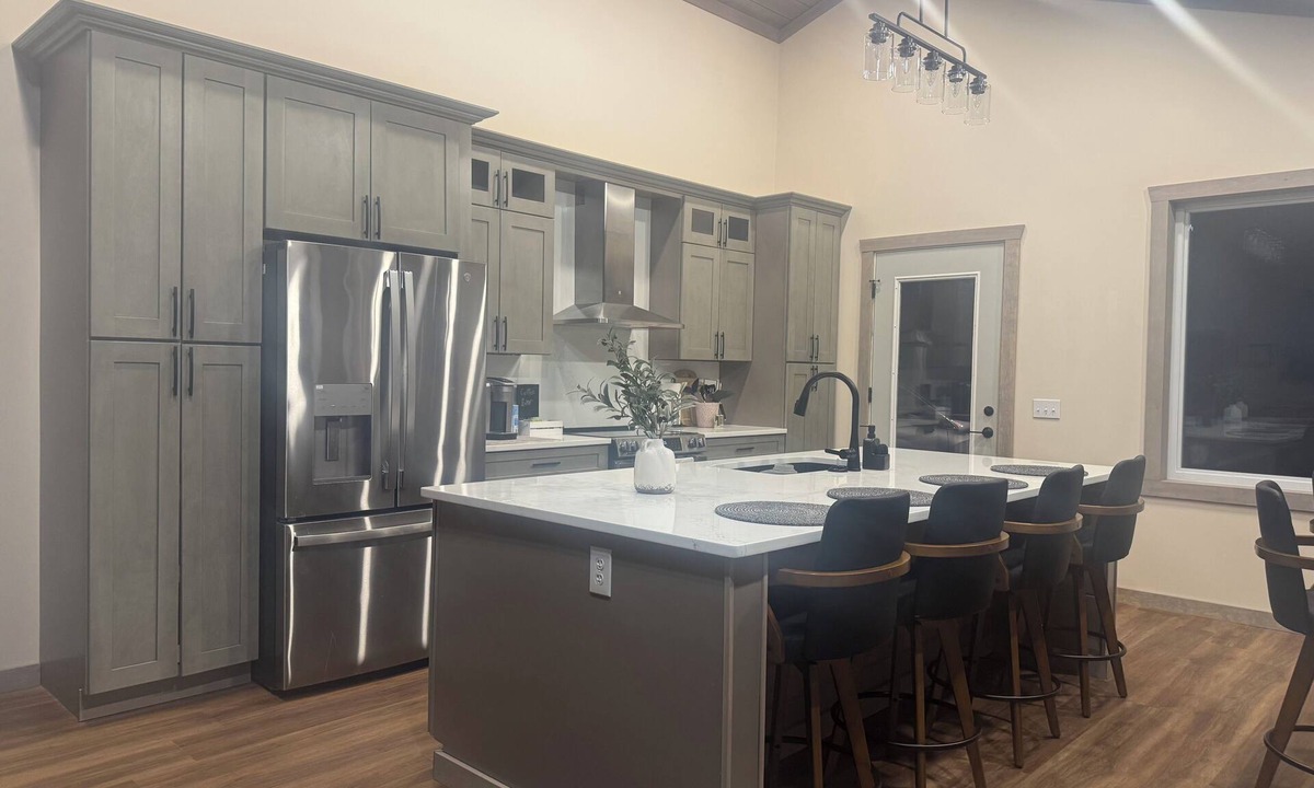 Constable House | Relaxing 2 bedroom home on the Trout River views of historic train trestle.
