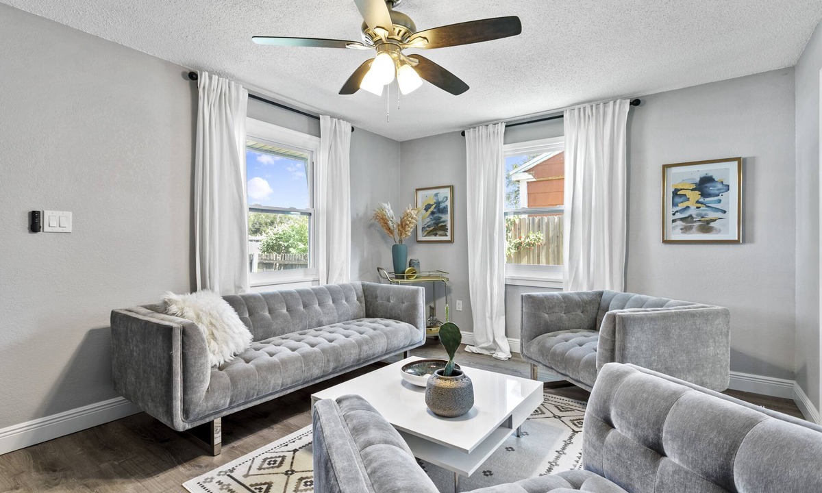 St. Petersburg House | Renovated, Safe St. Pete 2bed/1bath Home!