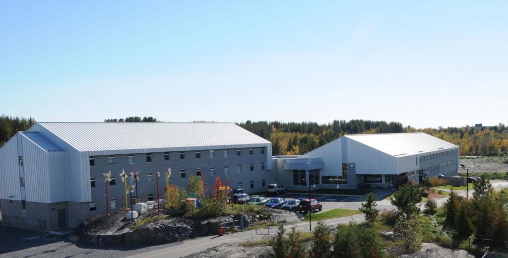 Sudbury Apartment | Residence & Conference Centre - Sudbury West