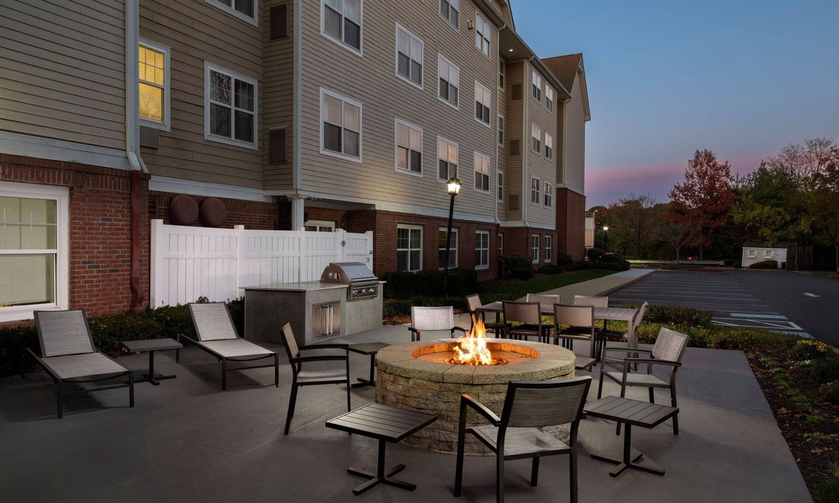 Neptune City Hotel | Residence Inn by Marriott Neptune at Gateway Center