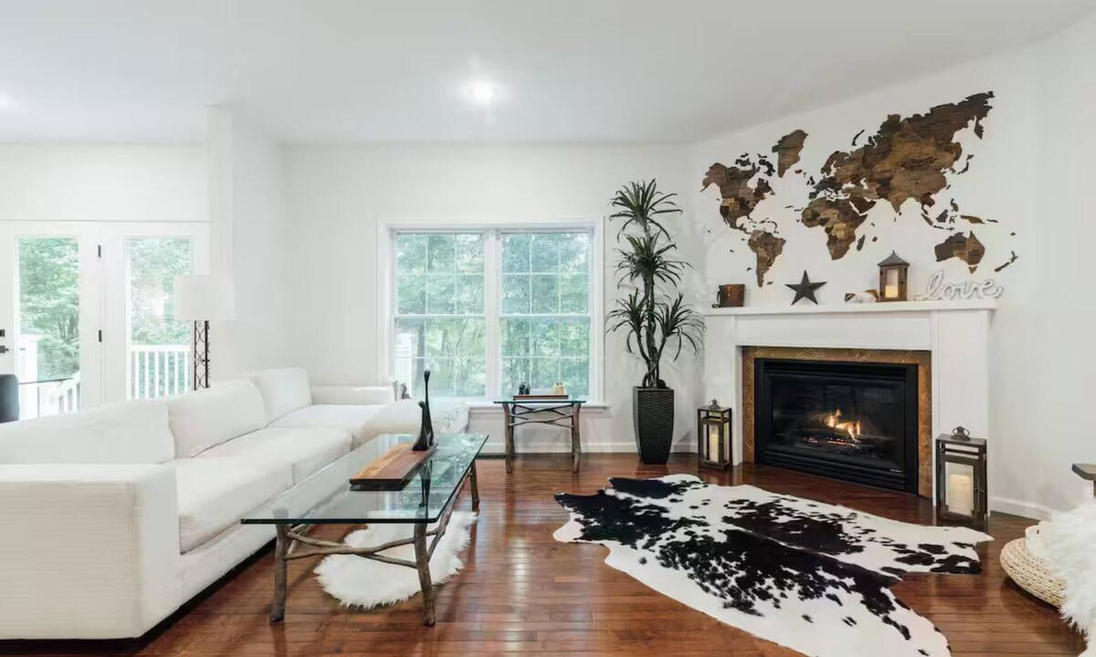 Rhinebeck House | Rhinebeck Retreat w/Lake Views near Omega