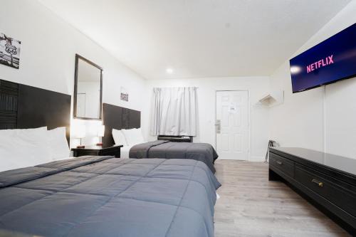 Payson Hotel | Rim Country Inn - Self Serve Hotel -