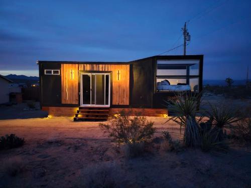 Meadview House | Rockstar Luxury Glamping 360 Views W EVCharger
