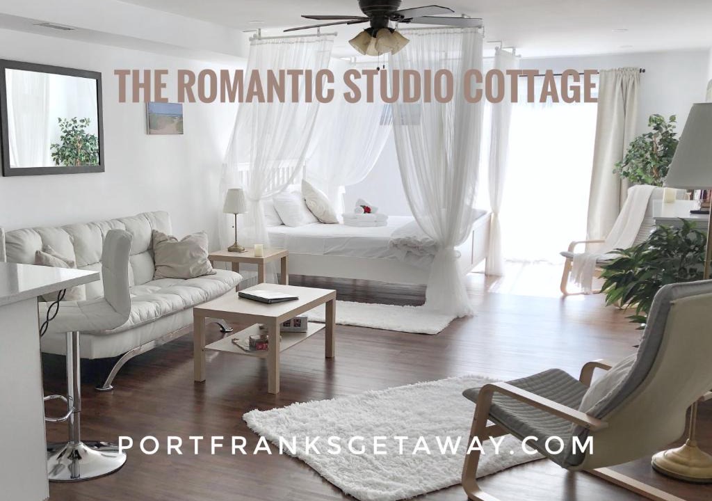 Port Franks House | Romantic Studio Cottage