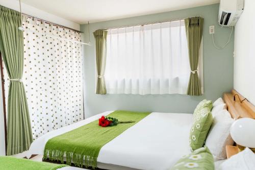 Nishikoiwa Apartment | Room 303, a 6-minute walk from Tokyo Koiwa Station Direct connected to Shinjuku and Akihabara Stations Comfortable one-bedroom apartment with separate wet and dry areas