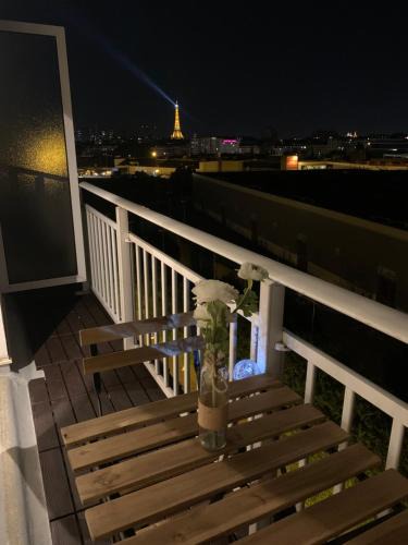 Issy-les-Moulineaux Bed & Breakfast | Rosewood Rooftop Eiffel Paris Porte de Versailles